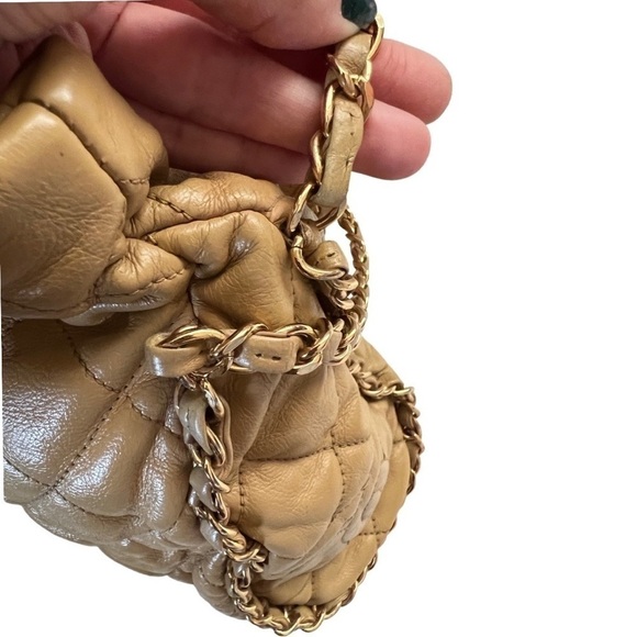CHANEL Authentic Calfskin Leather Quilted Chain Tote Tan Medium - Picture 15 of 16